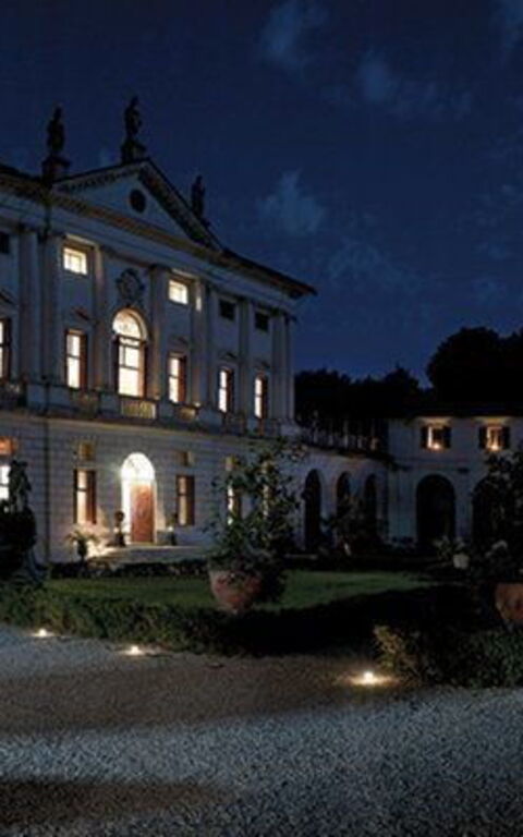 Ca' Marcello: Utendørs