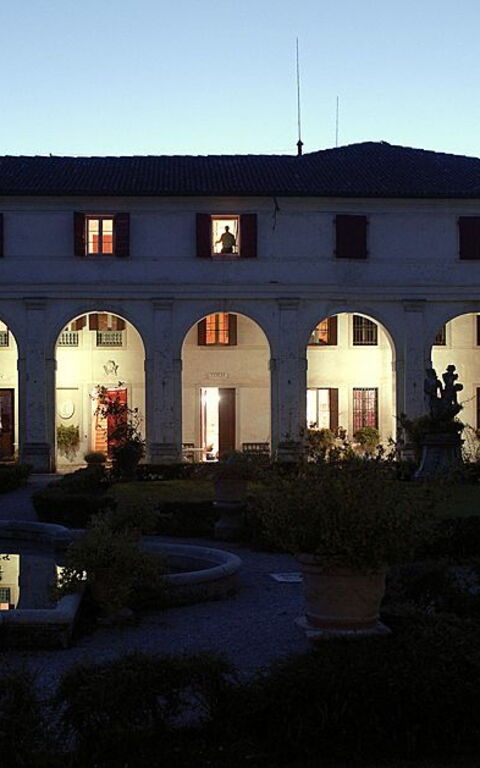 Ca' Marcello: Utendørs