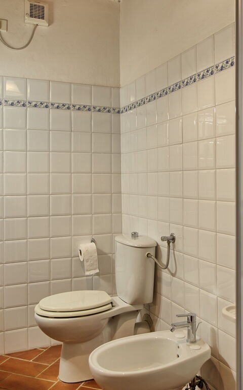 Querciolaia: Baderom