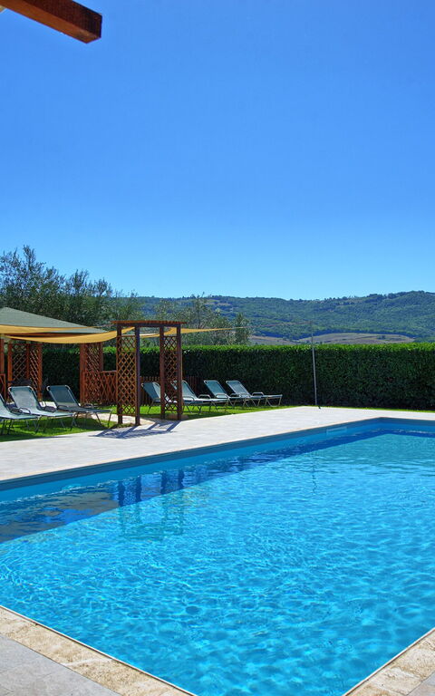 Cerretalta: basseng, Sommer, Visningar