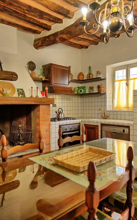 Villa Buonaparte: Kjøkken, Lunsjrom