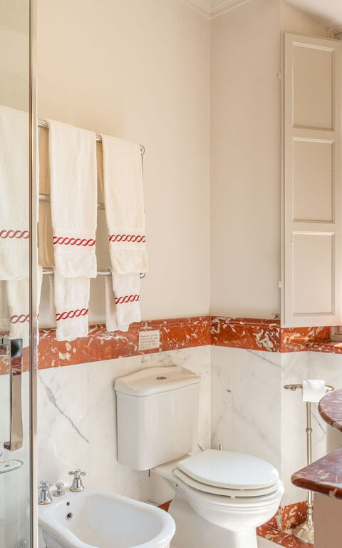 Villa De Ranieri: Baderom