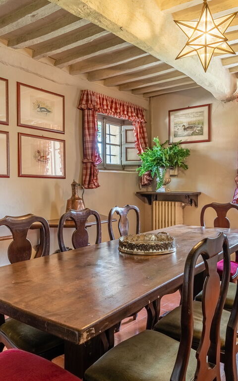 Villa De Ranieri: Lunsjrom