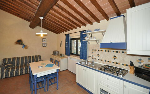 Feriebolig Ortensia: Kjøkken, Lunsjrom, Stue