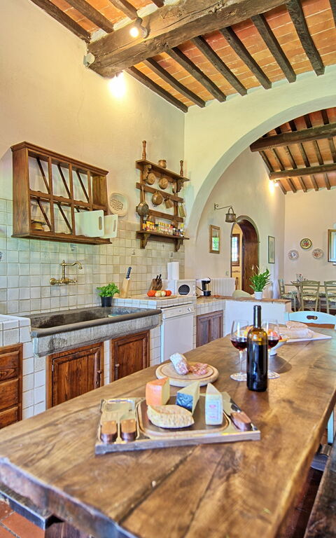 Villa Campogialli: Kjøkken, Lunsjrom