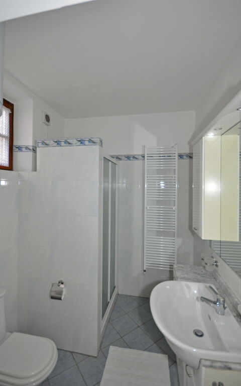 Guardistallo: Baderom