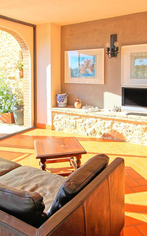 Guardistallo: Lunsjrom, Stue