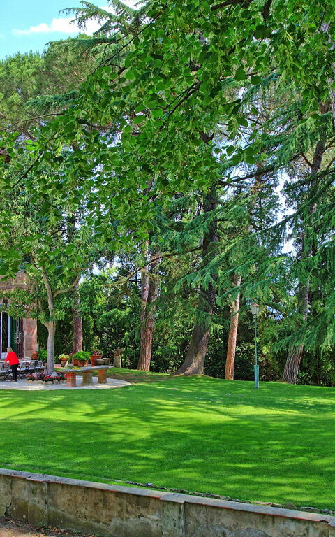 Villa Lorenza: Hage, Utendørs