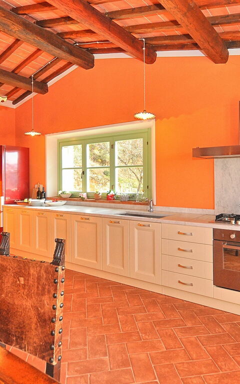 Villa Noceta: Kjøkken, Lunsjrom