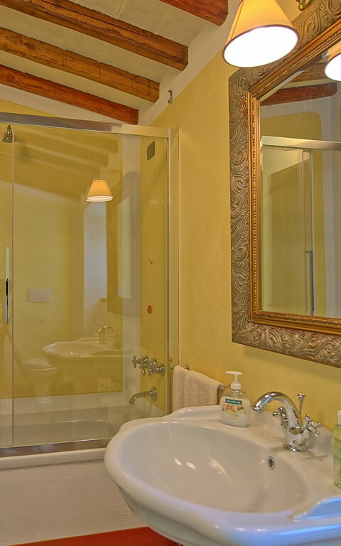 Villa Noceta: Baderom