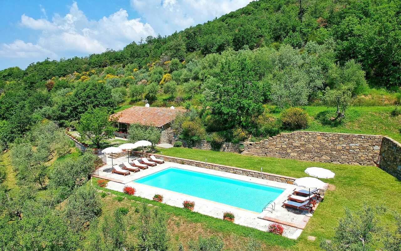 Villa Noceta: basseng