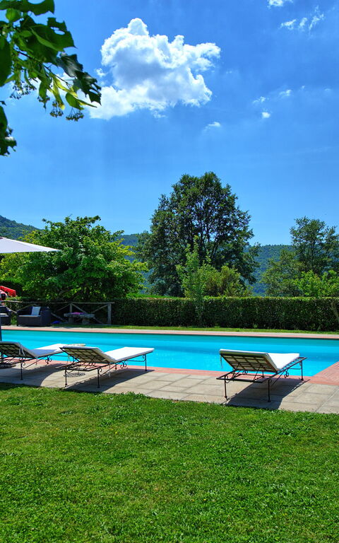 Villa Margherita Due: basseng, Hage, Utendørs