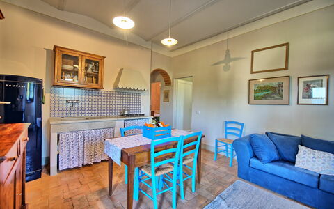 Feriebolig Stalla Apartment: Kjøkken, Lunsjrom, Stue