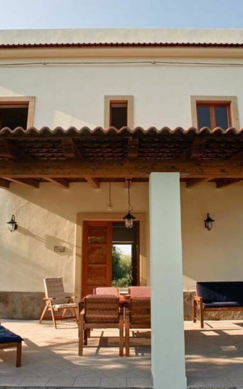 Cicero: Eksteriør, Hage