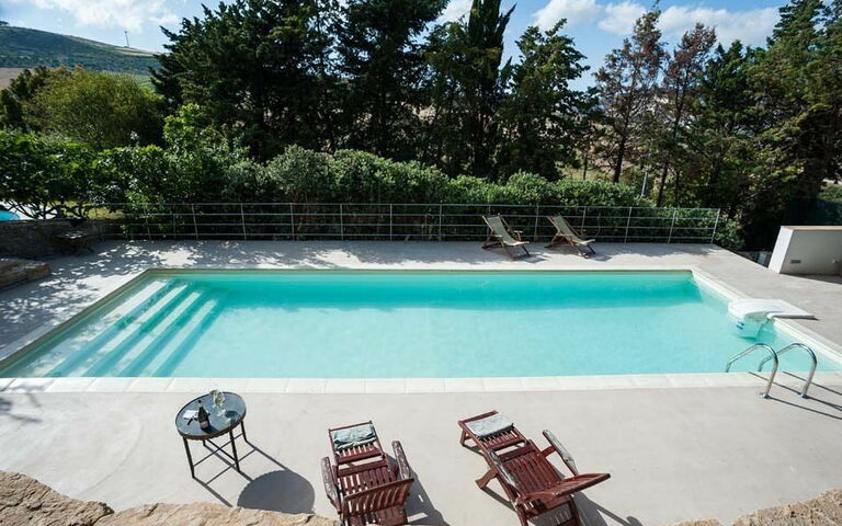 Baglio Maranzano - Marietta: basseng, Hage