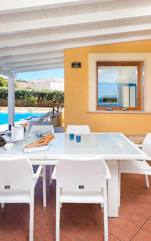 Afrodite: Balkong / terrasse / uteplass, basseng, Utendørs