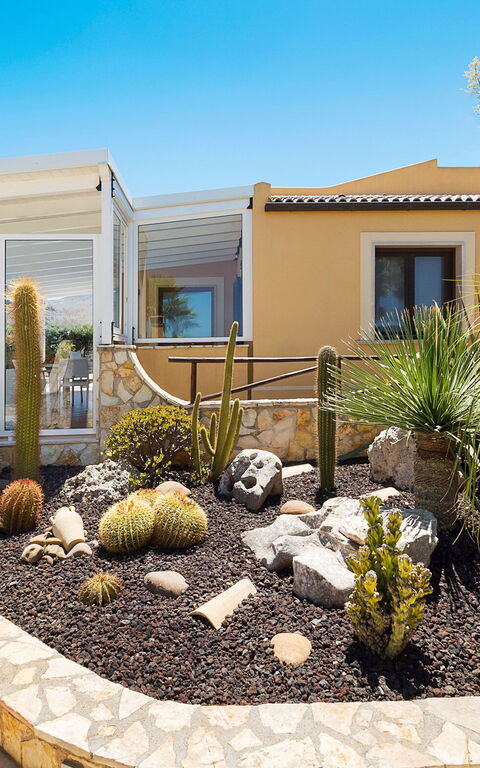 Afrodite: Eksteriør, Hage