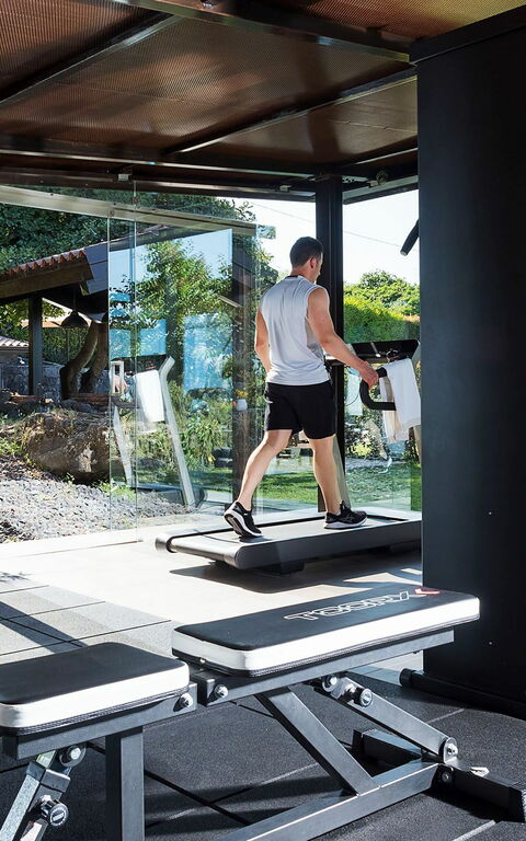 Viagrande: Aktiviteter