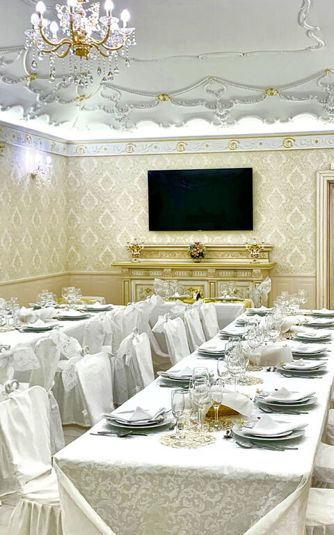 I Gigli Di Bolsena: Annet rom