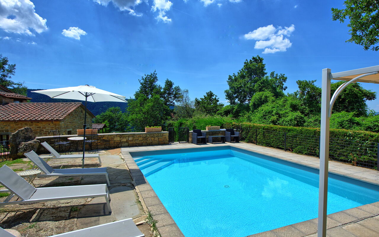Villa Margherita Uno: basseng, Utendørs