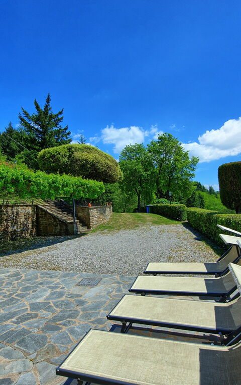 Villa Portole Due: Hage, Utendørs