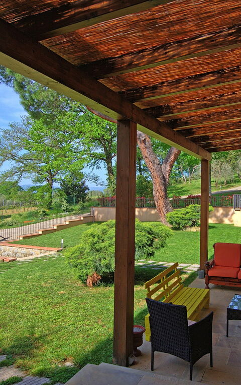 Villa Morandi: Balkong / terrasse / uteplass, Hage