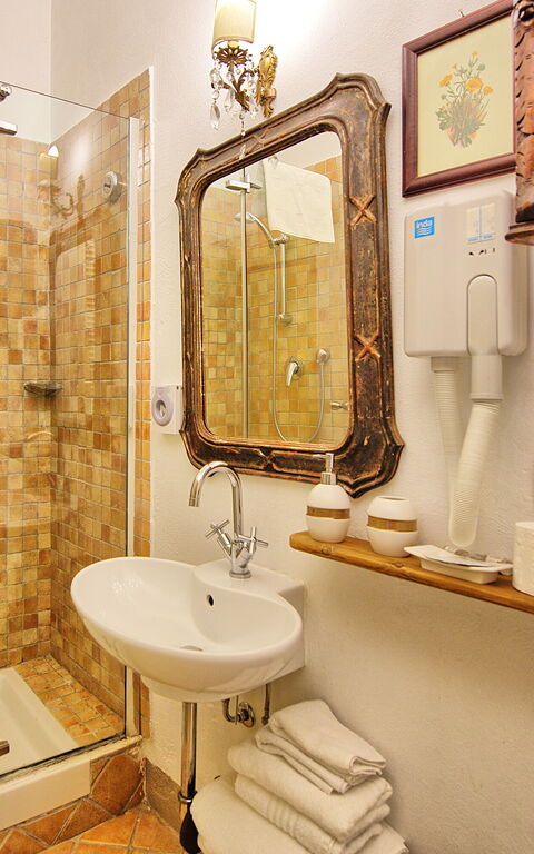 Villa Tenuta Lonciano: Baderom