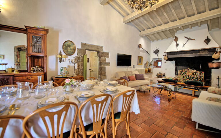 Villa Tenuta Lonciano: Lunsjrom, Stue