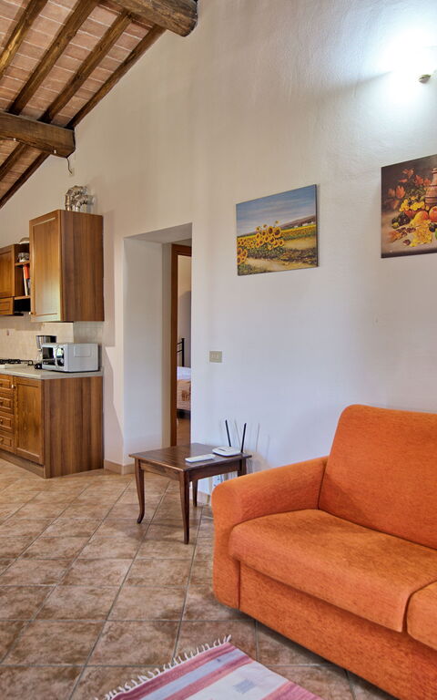 Villa Picchio: Kjøkken, Lunsjrom, Stue