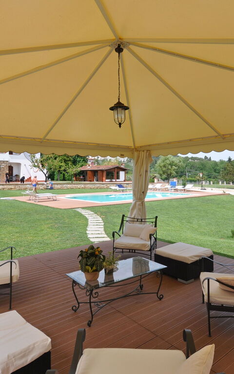 Flavia: Balkong / terrasse / uteplass, Hage