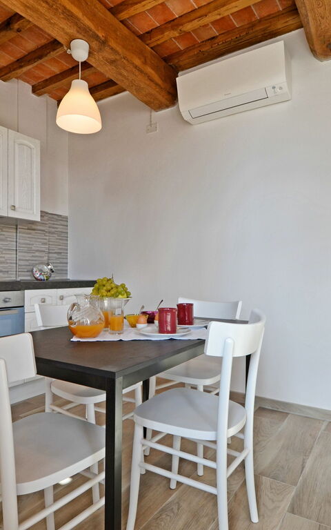 Il Fienile Di Giovanna: Kjøkken, Lunsjrom