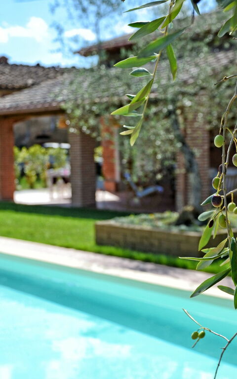 Il Fienile Di Giovanna: basseng, Hage