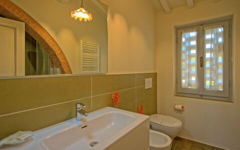 Feriebolig Fienile: Baderom