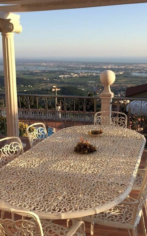 Villa Sophia: Utendørs