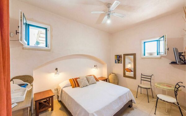 Feriebolig Pool Studio