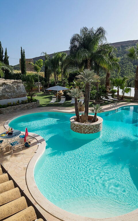 Villa Agorà: basseng, Utendørs