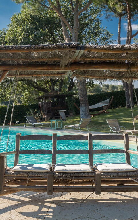 Villa Poggiospinoso: basseng, Hage, Utendørs