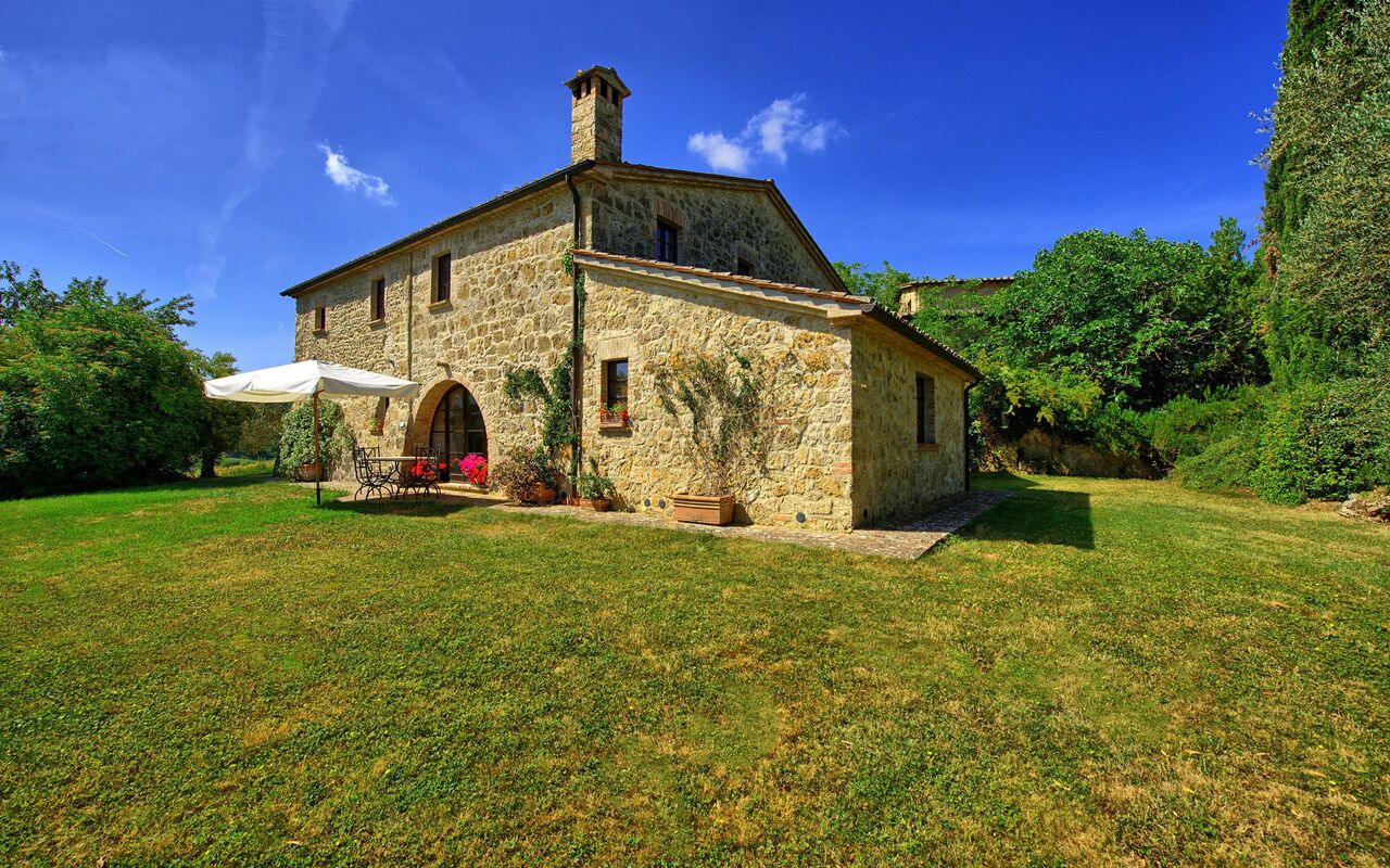 Villa Sarteano: Eksteriør, Hage