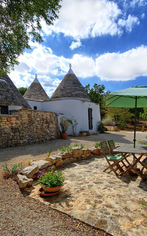 Trullo Pascarosa: Hage