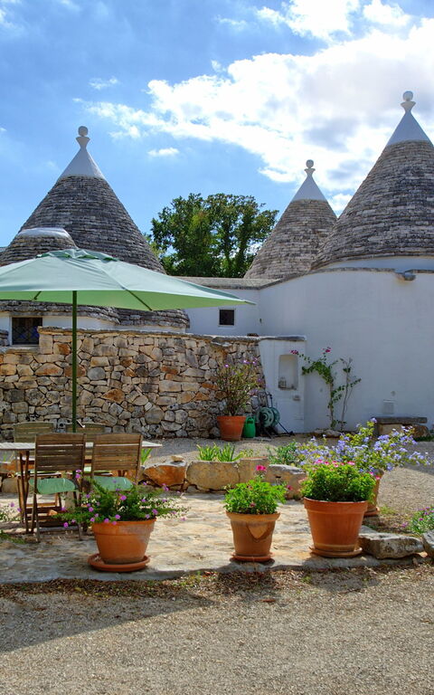 Trullo Pascarosa: Hage