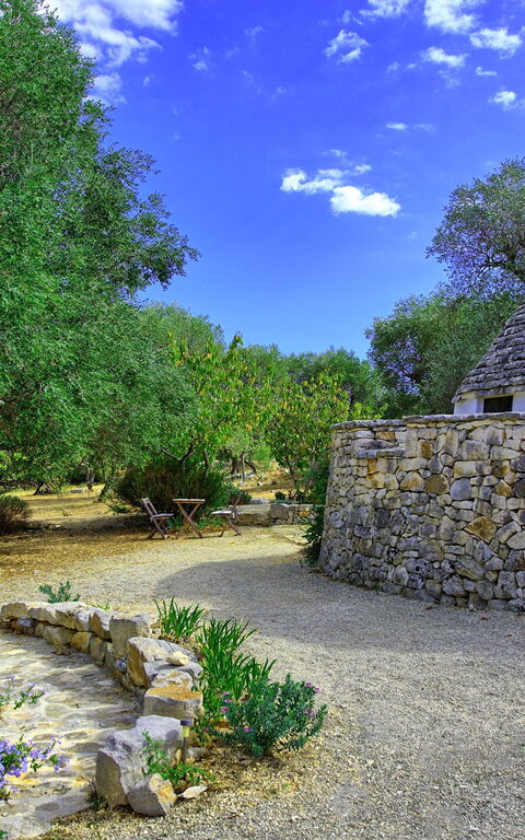 Trullo Pascarosa: Hage