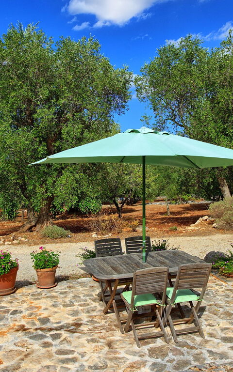 Trullo Pascarosa: Hage