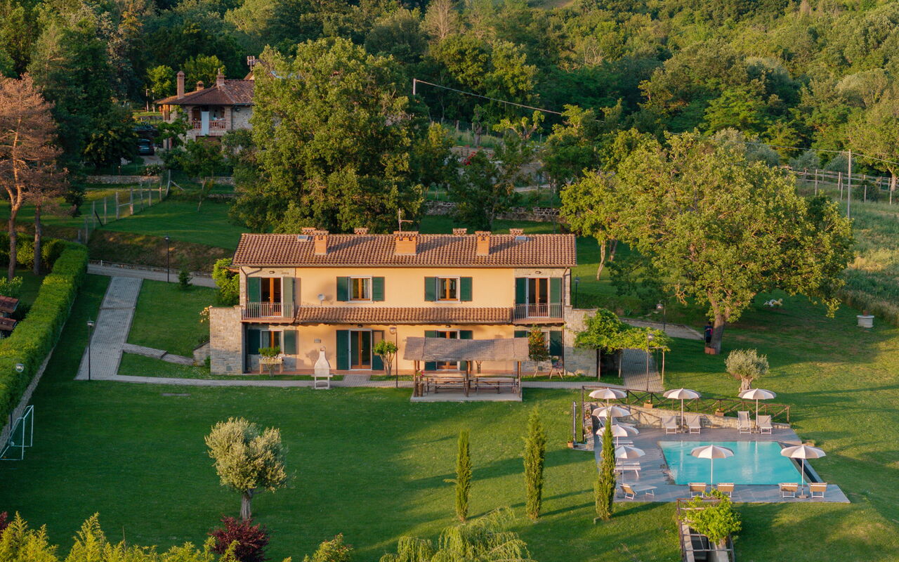 Casale Daniele: basseng, Utendørs