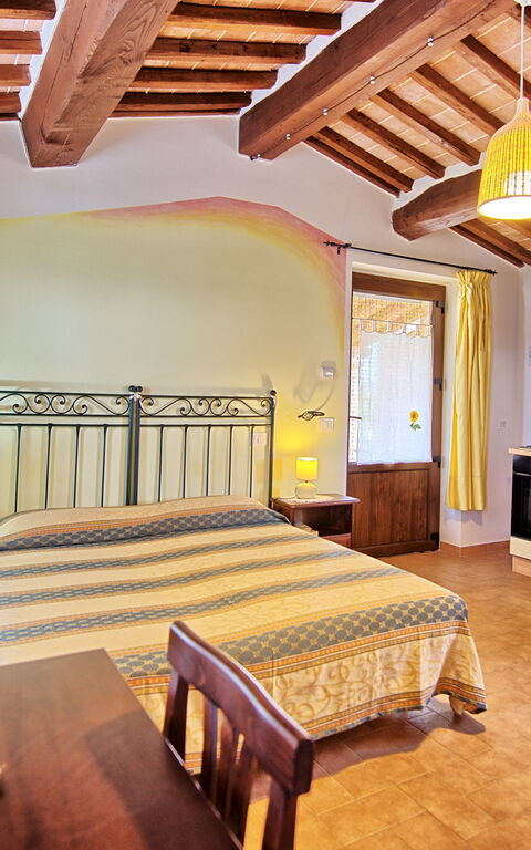 Casale Tiziano: Kjøkken, Lunsjrom, soverom