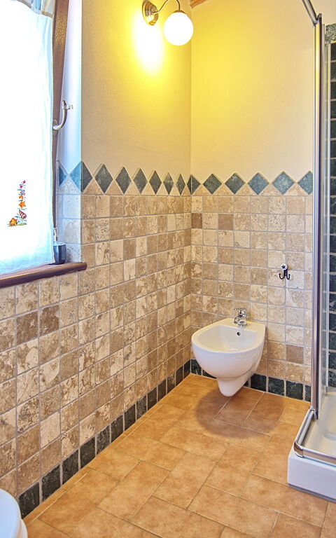 Casale Tiziano: Baderom