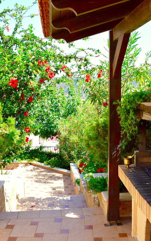 Villa Sevi Grande: Balkong / terrasse / uteplass, Utendørs