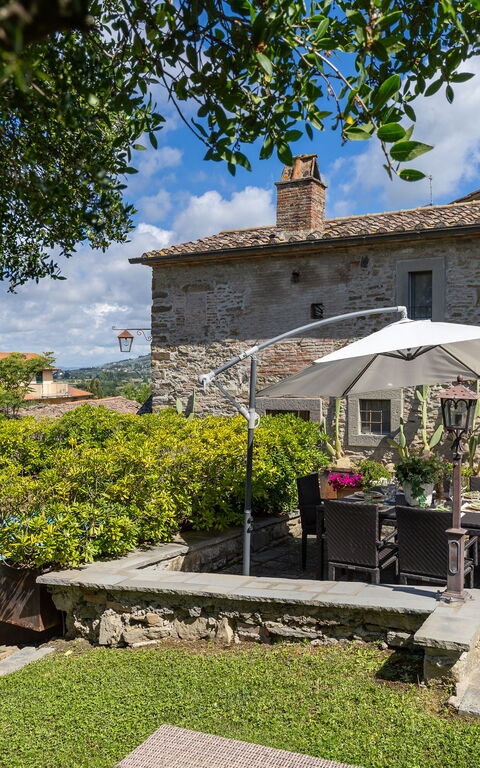 Casa La Fonte: Balkong / terrasse / uteplass, Hage
