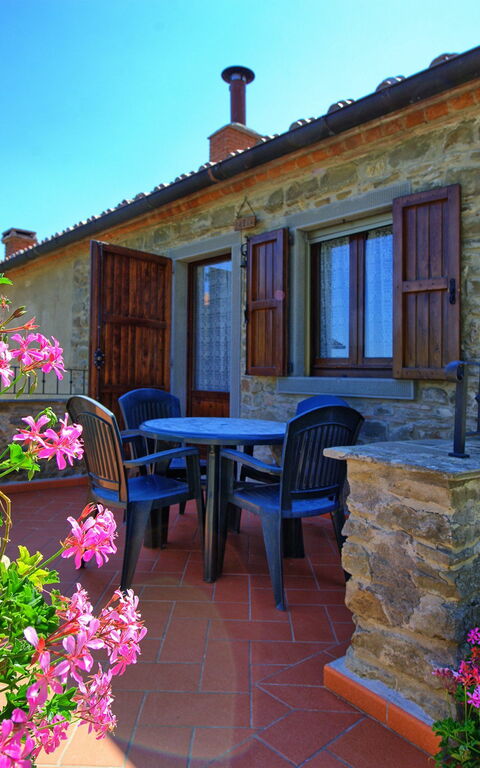 Borgo Veronica: Eksteriør