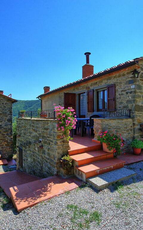 Borgo Veronica: Eksteriør