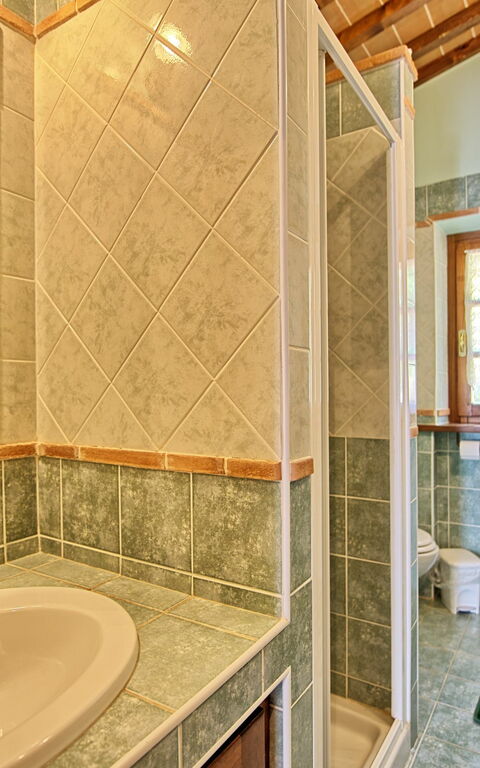 Borgo Veronica: Baderom